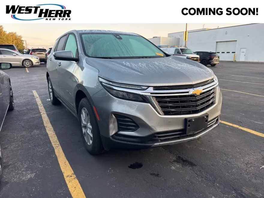 2023 Chevrolet Equinox LT photo 1