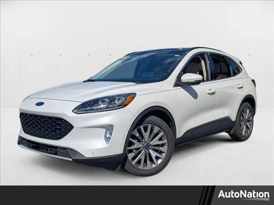 2020 Ford Escape Titanium Hybrid photo 1