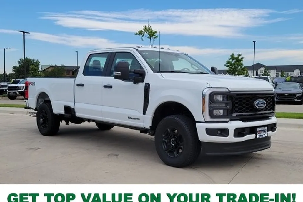 2025 Ford F-250 photo 1