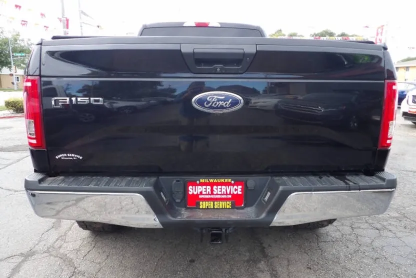 2017 Ford F-150 XLT photo 1