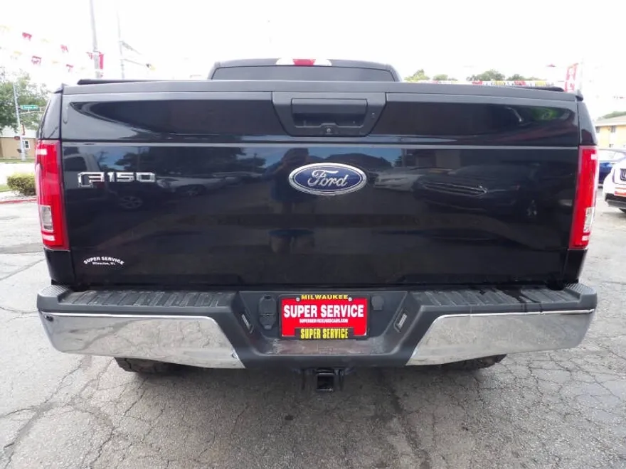 2017 Ford F-150 XLT photo 1