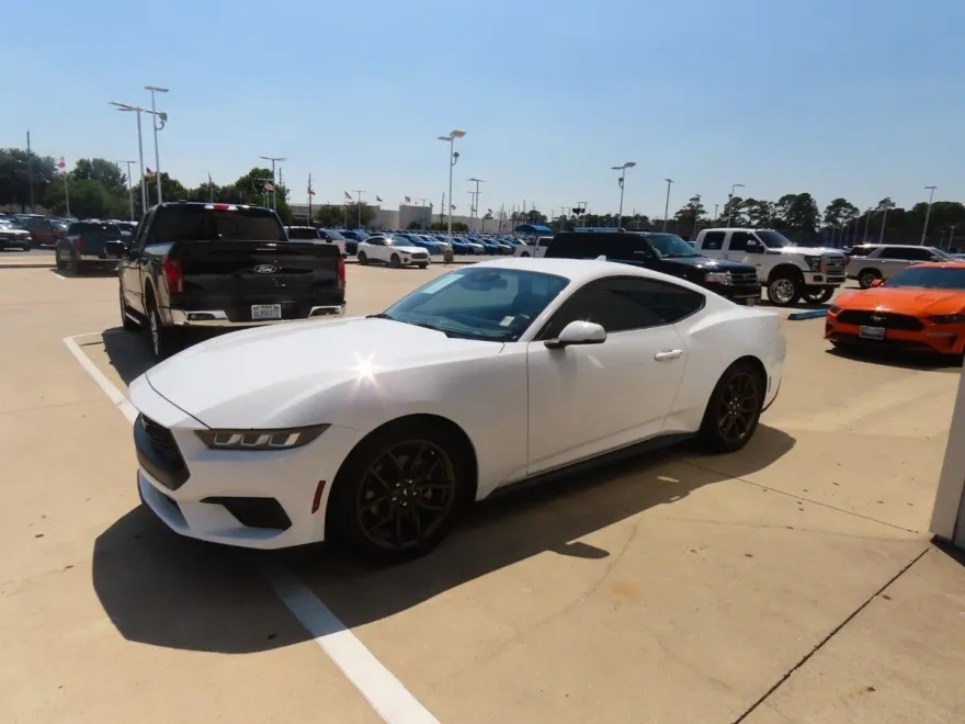 2024 Ford Mustang EcoBoost Premium photo 1