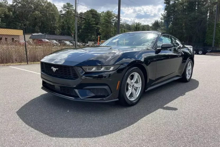2024 Ford Mustang EcoBoost photo 1