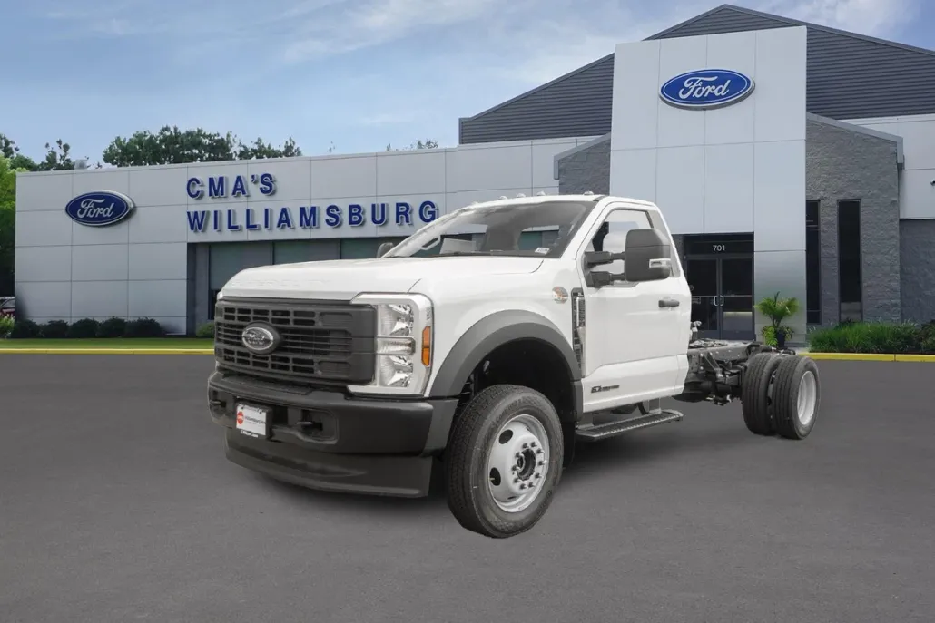 2024 Ford F-550 XL photo 1