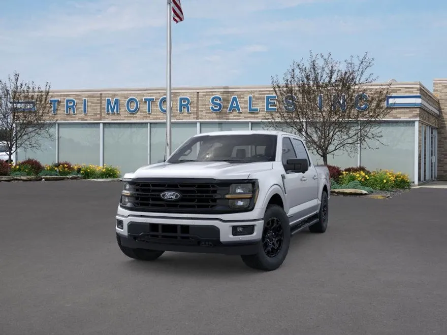 2025 Ford F-150 XLT photo 1