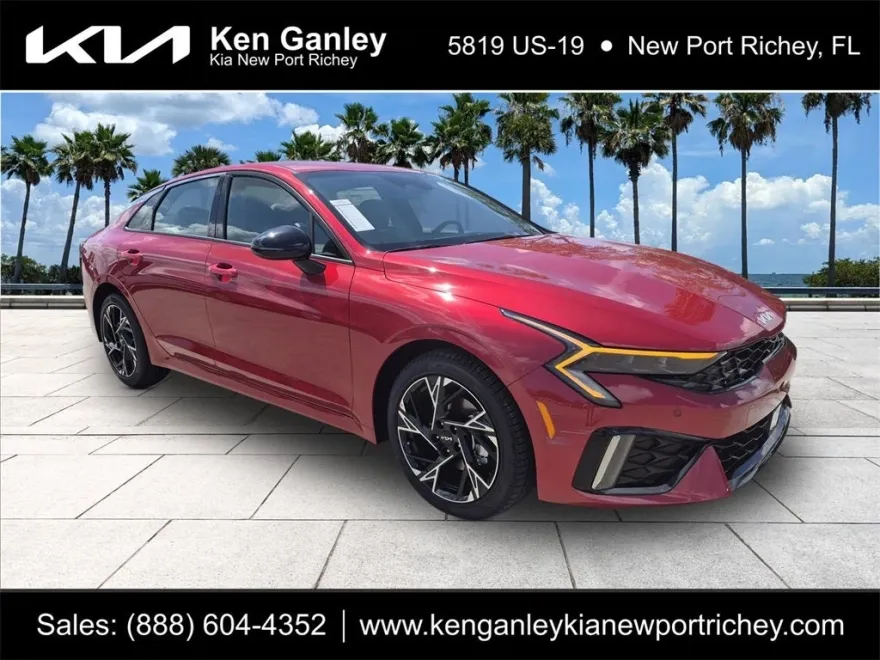2025 Kia K5 GT-Line photo 1