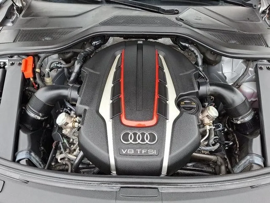2016 Audi S8 4.0T photo 23
