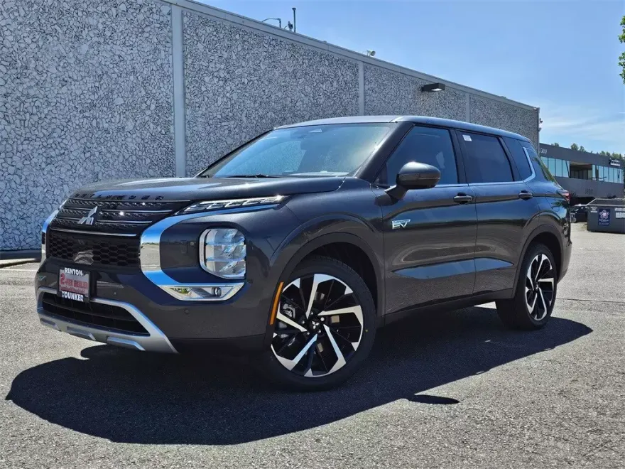2025 Mitsubishi Outlander PHEV SE photo 1