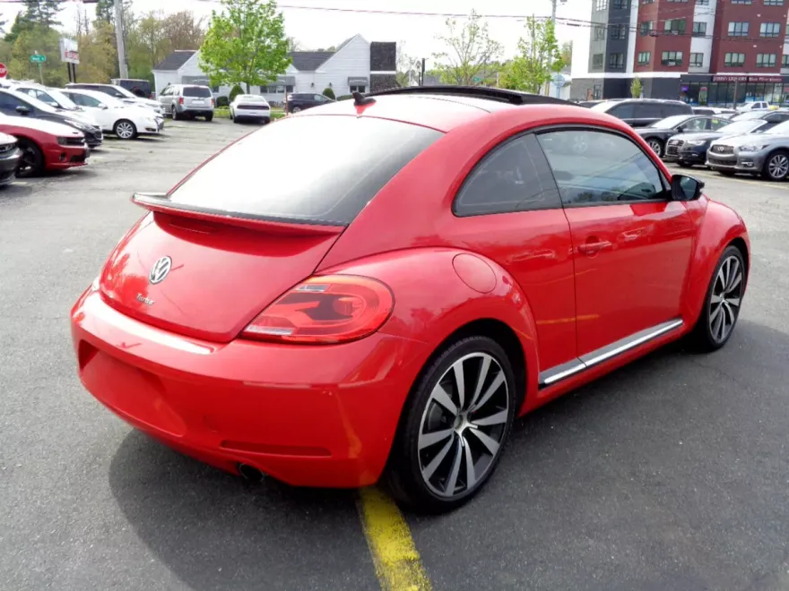 2012 Volkswagen Beetle Turbo photo 14