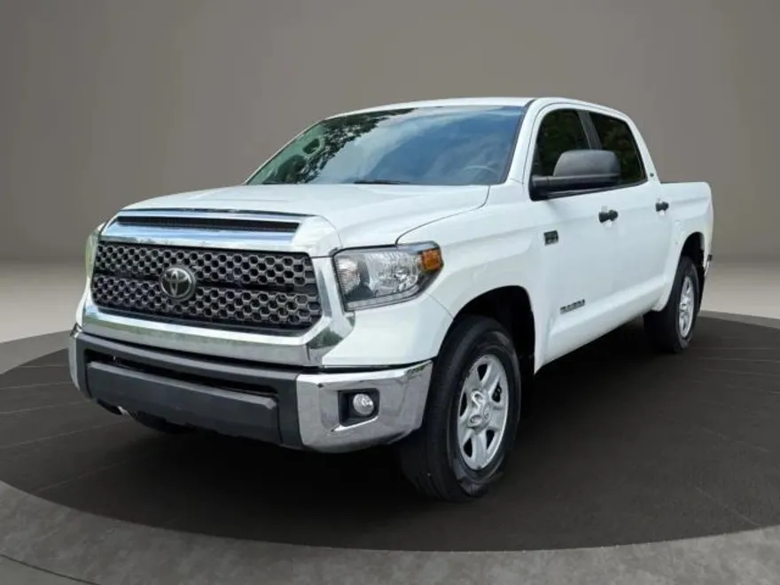 2021 Toyota Tundra CrewMax SR5 photo 1
