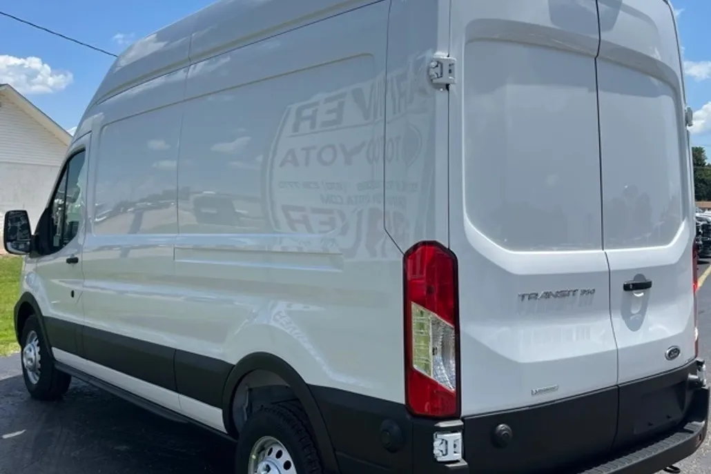 2025 Ford Transit Cargo Van photo 1