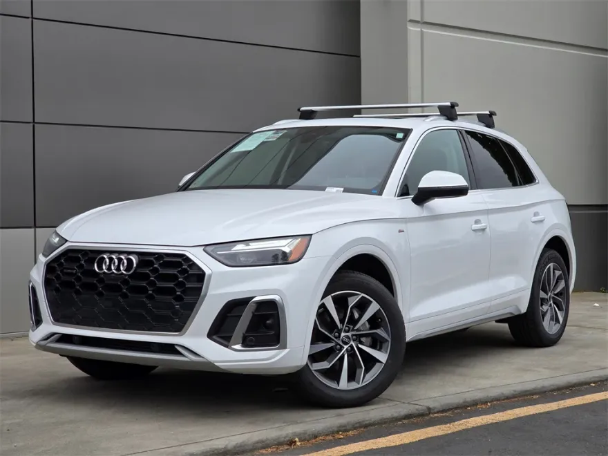 2024 Audi Q5 45 S line Premium Plus photo 1