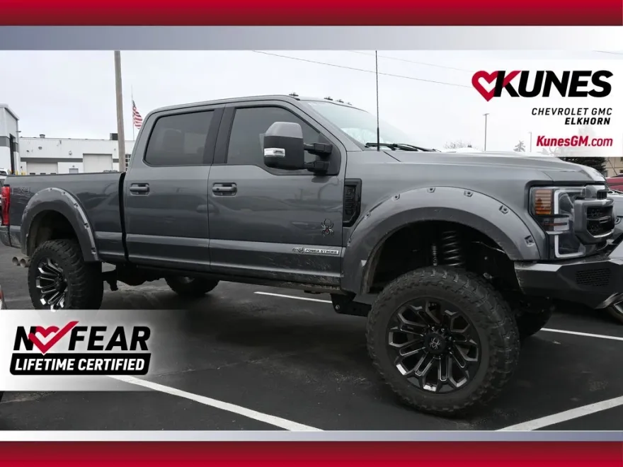 2022 Ford F-250 Lariat photo 1