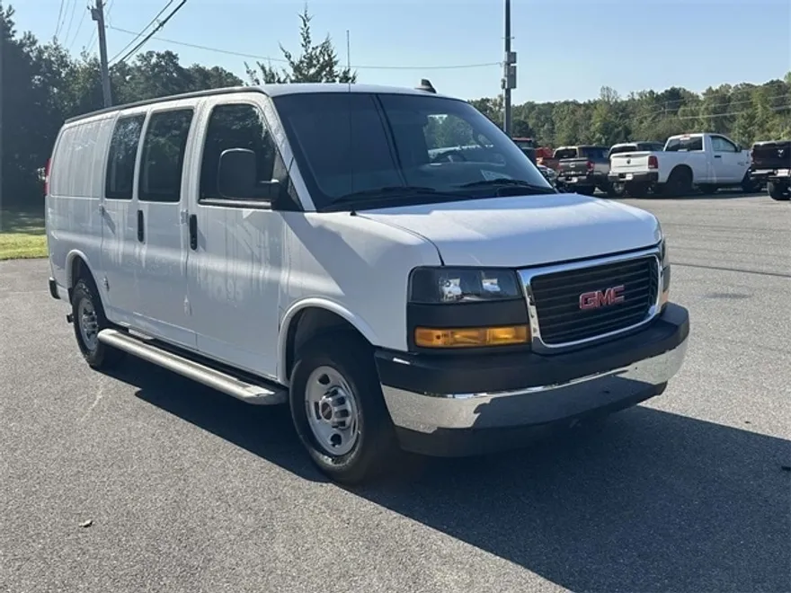2023 Gmc Savana 2500 Cargo photo 1
