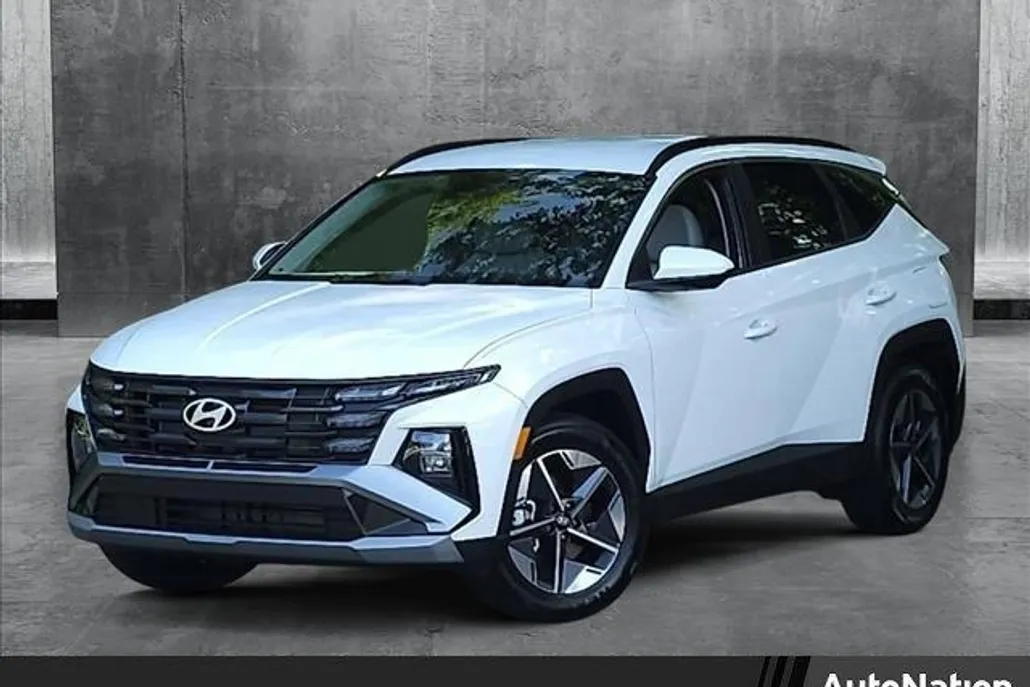 2025 Hyundai Tucson SEL photo 1