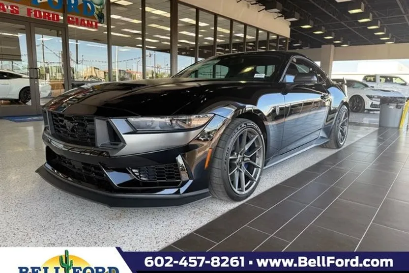 2025 Ford Mustang Dark Horse photo 1