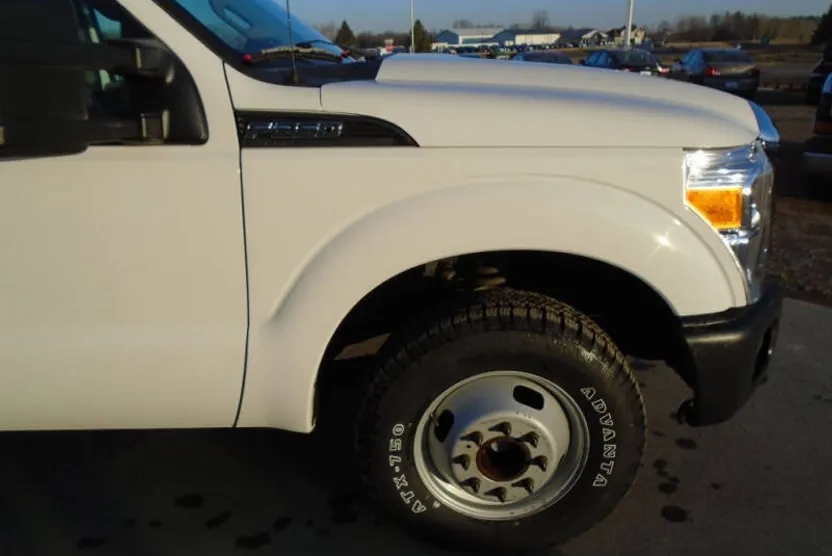 2015 Ford F-350 XL photo 1
