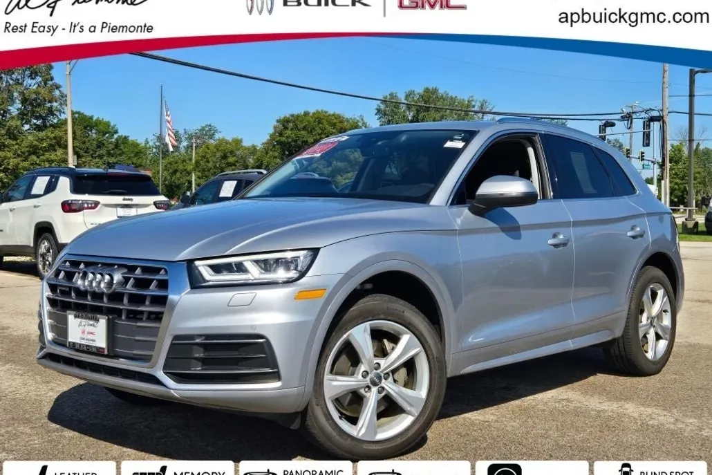 2020 Audi Q5 45 Premium Plus photo 1