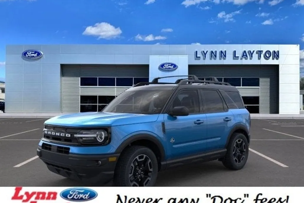 2024 Ford Bronco Sport Outer Banks photo 1