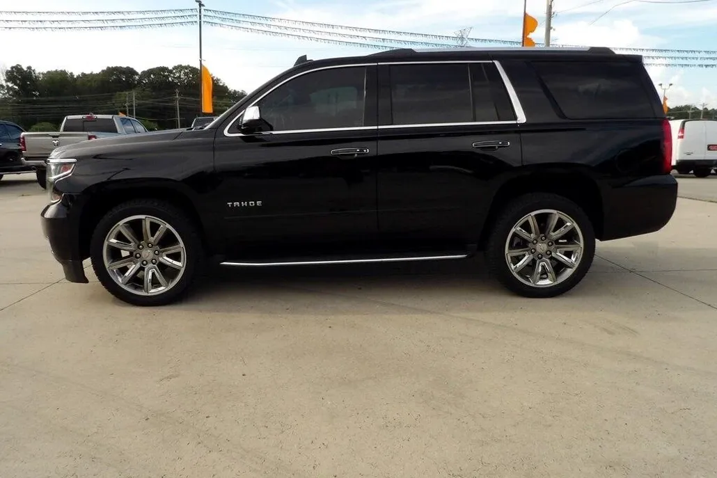 2020 Chevrolet Tahoe Premier photo 1