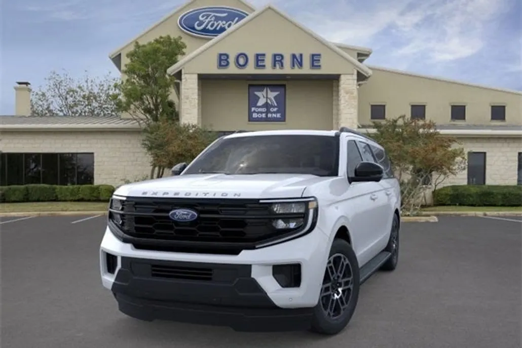 2025 Ford Expedition MAX photo 1