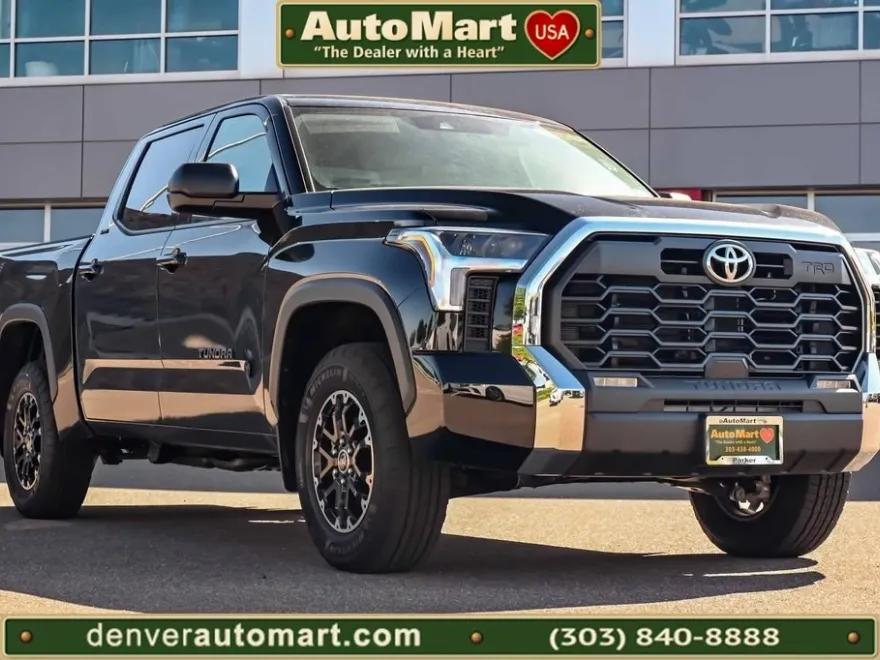 2024 Toyota Tundra SR5 photo 1