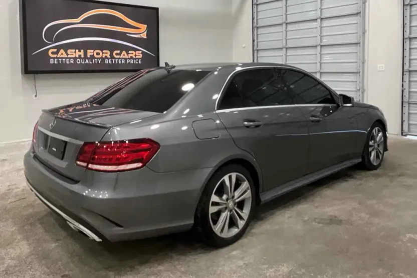 2016 Mercedes Benz E 350 photo 1