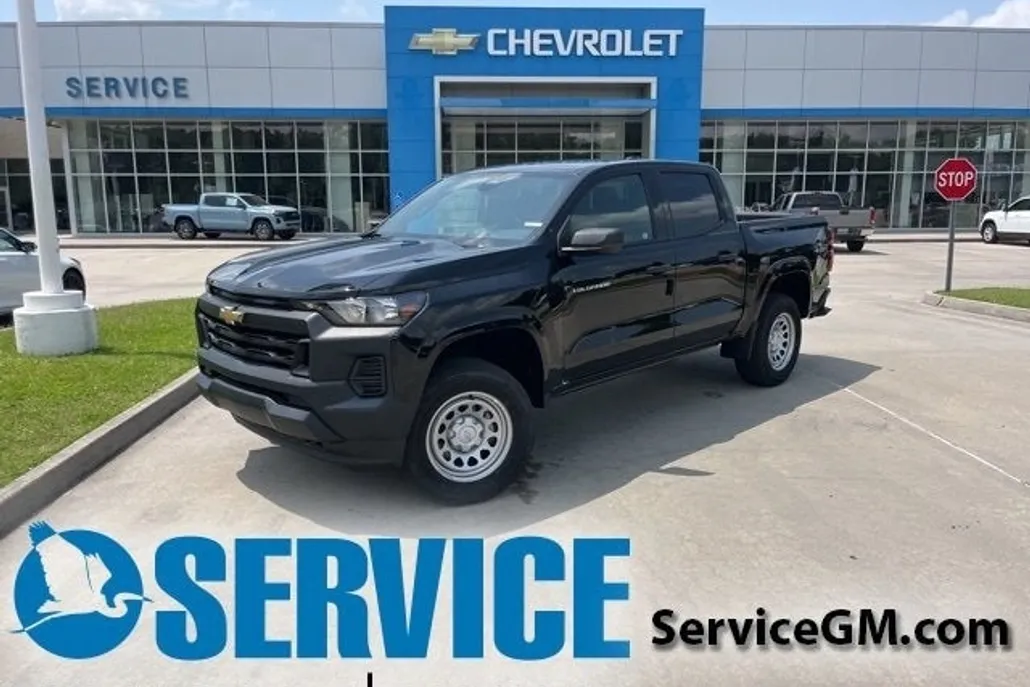 2025 Chevrolet Colorado LT photo 1