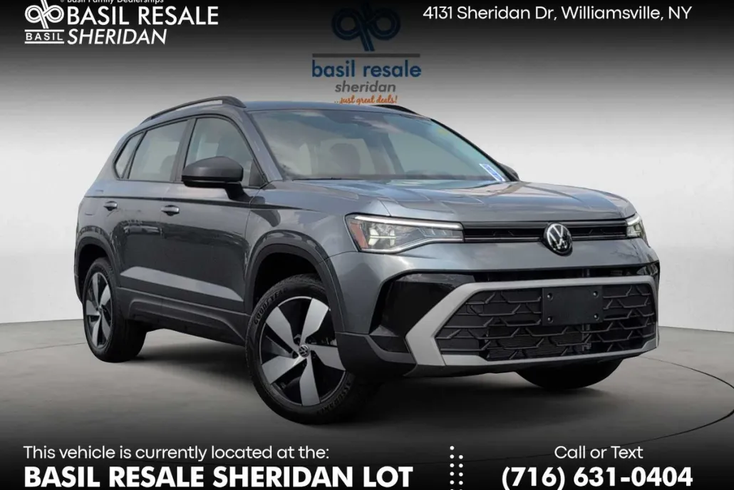 2025 Volkswagen Taos S photo 1