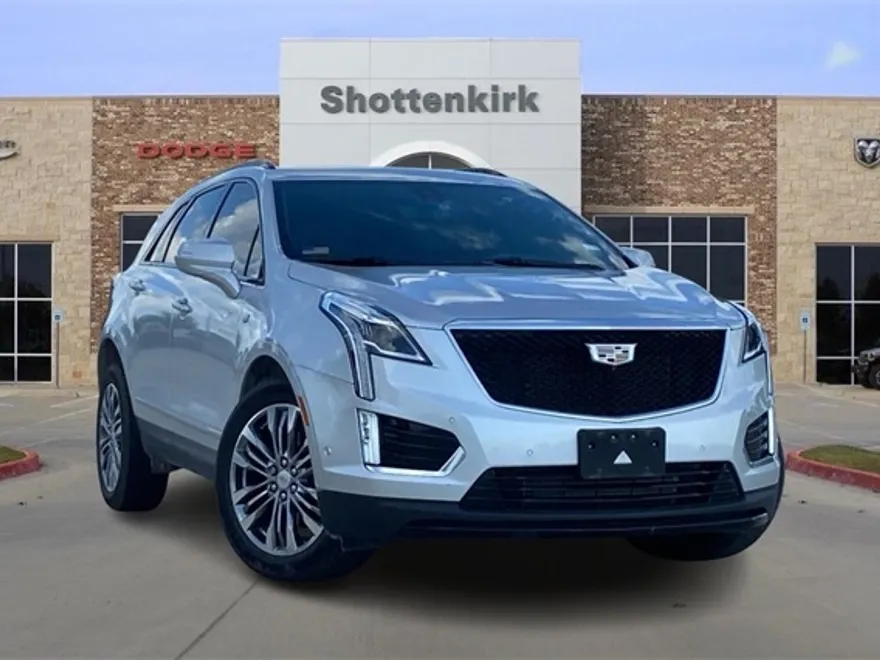 2020 Cadillac XT5 Sport photo 1