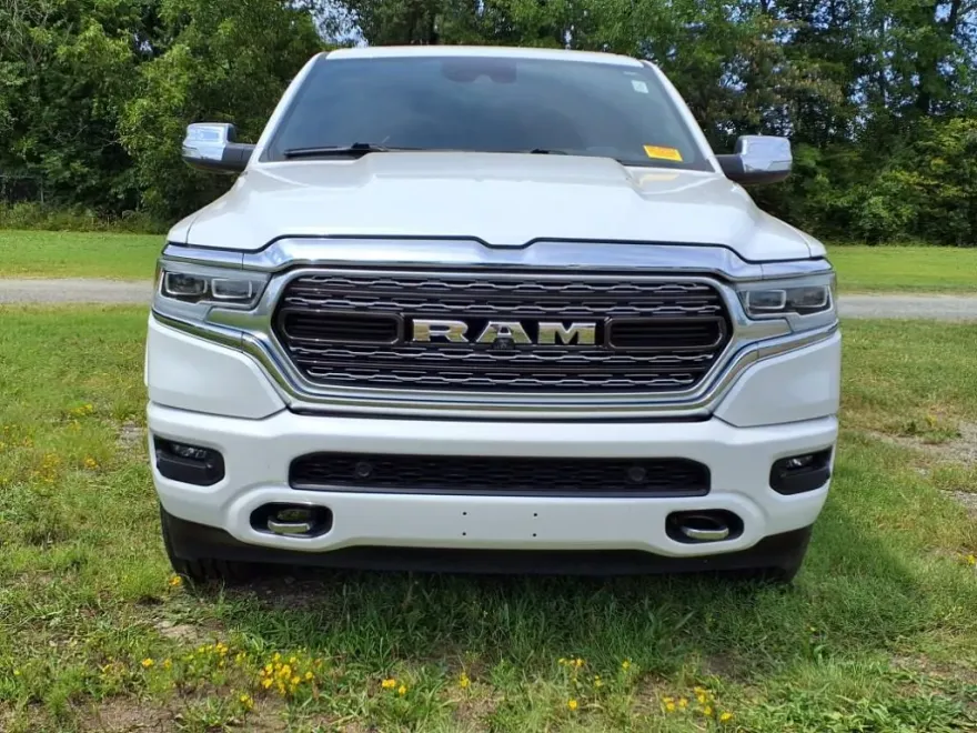 2022 Ram 1500 Limited photo 1