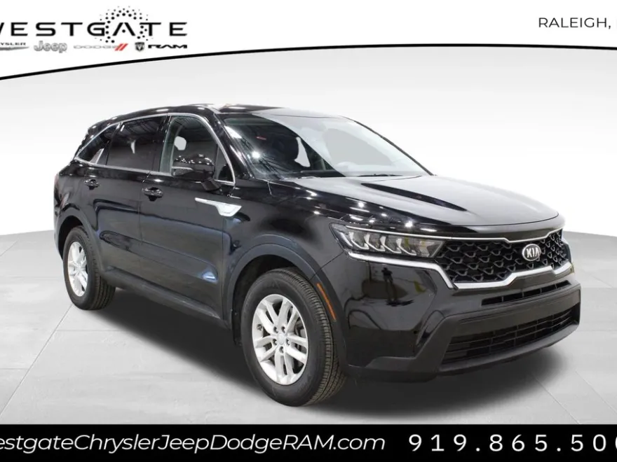 2021 Kia Sorento LX photo 1