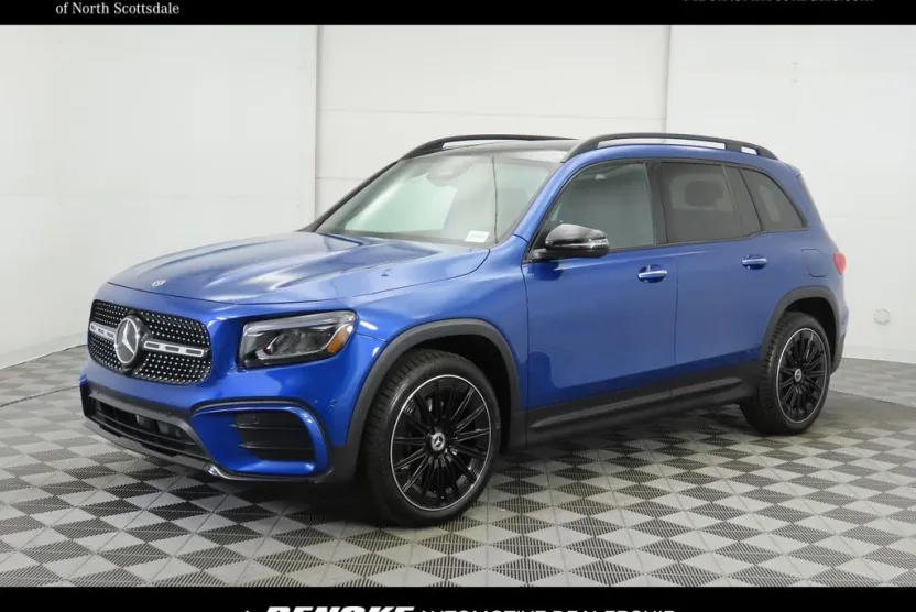 2025 Mercedes Benz GLB 250 photo 1