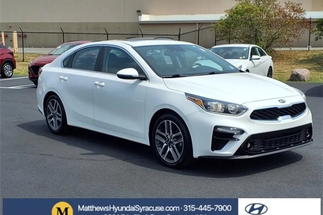 2021 Kia Forte EX photo 1