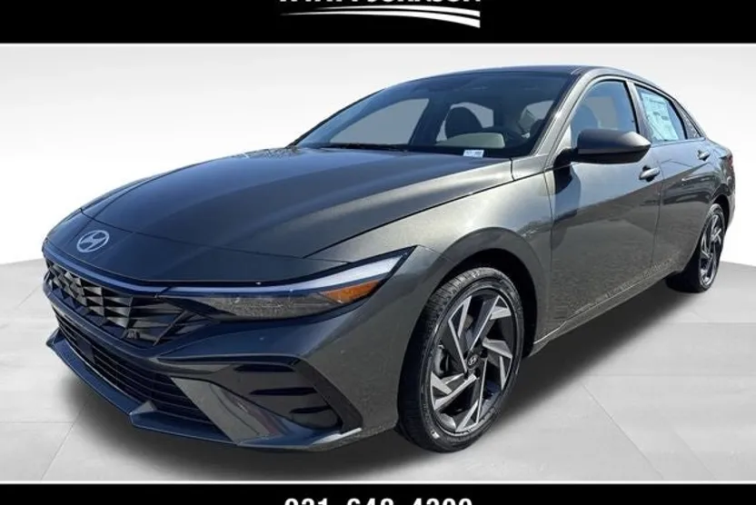 2025 Hyundai Elantra SEL Convenience photo 1