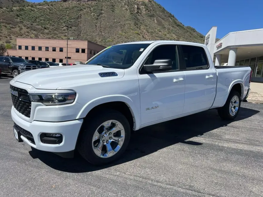 2025 Ram 1500 Big Horn photo 3