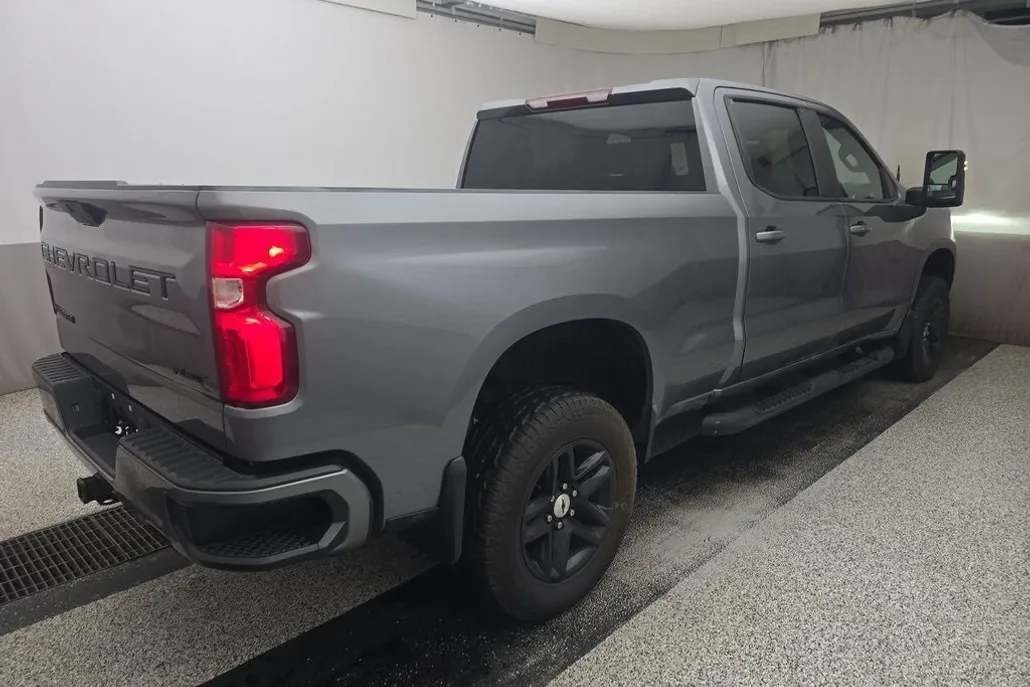 2021 Chevrolet Silverado 1500 RST photo 1