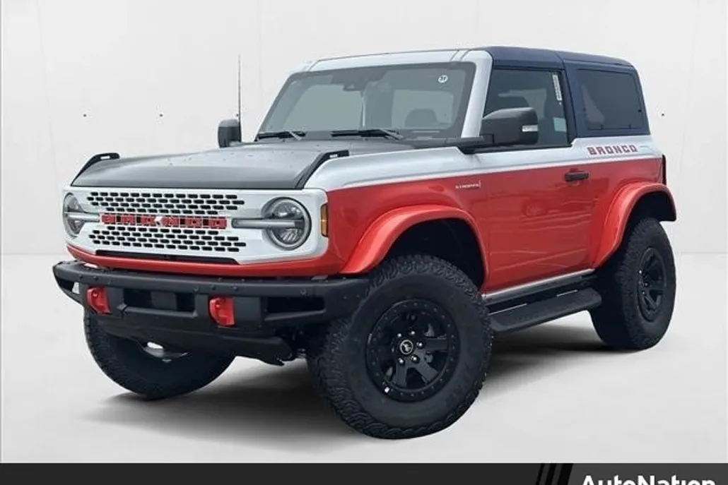 2025 Ford Bronco First Edition photo 1