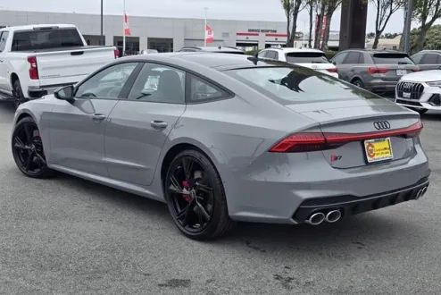2025 Audi S7 Prestige photo 2