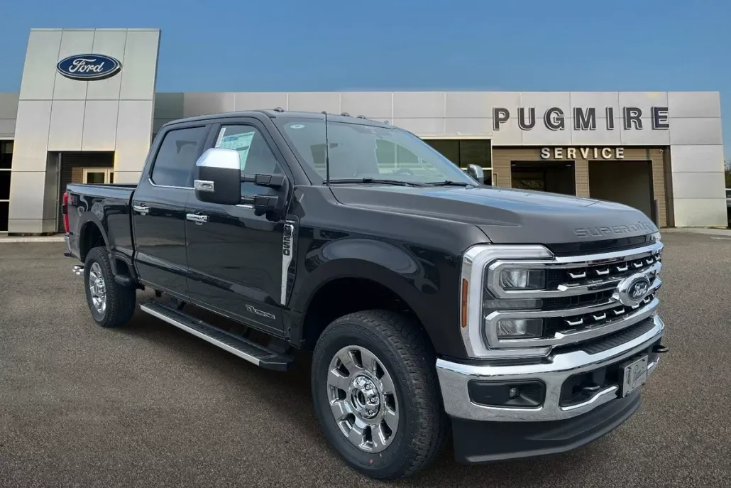2025 Ford F-250 Lariat photo 1