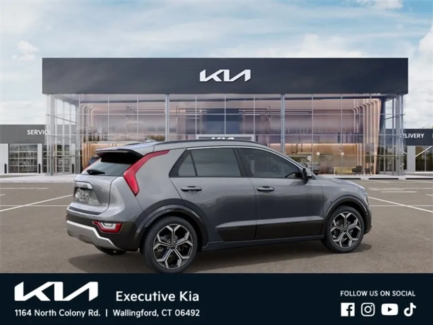 2025 Kia Niro Plug-In Hybrid SX Touring photo 1