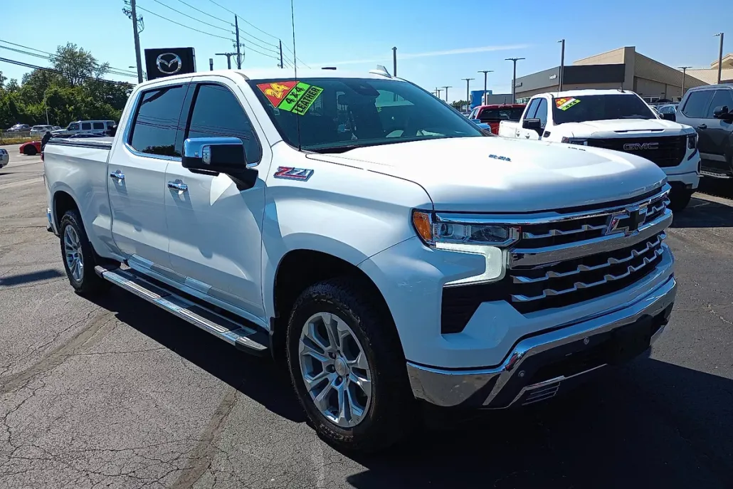 2024 Chevrolet Silverado 1500 LTZ photo 1