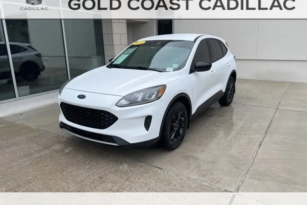 2020 Ford Escape SE Sport Hybrid photo 1
