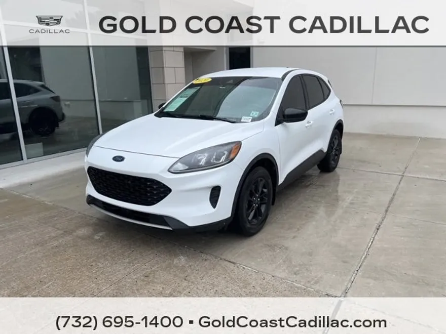 2020 Ford Escape SE Sport Hybrid photo 1