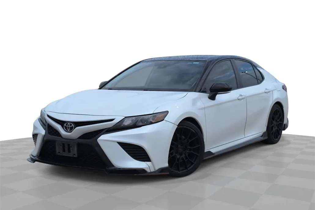 2021 Toyota Camry XSE V6 photo 1