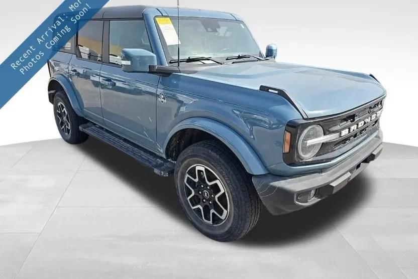 2022 Ford Bronco Outer Banks photo 1