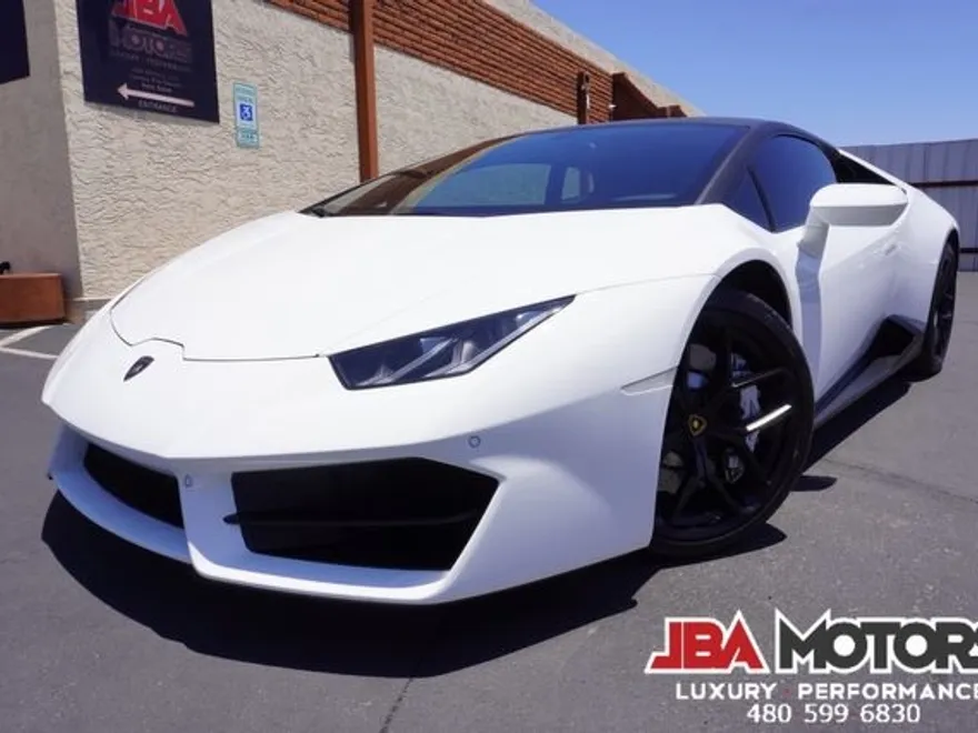 2016 Lamborghini Huracan LP 580-2 photo 1