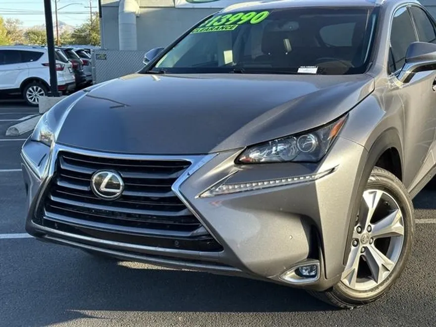 2017 Lexus NX 200t Luxury photo 1