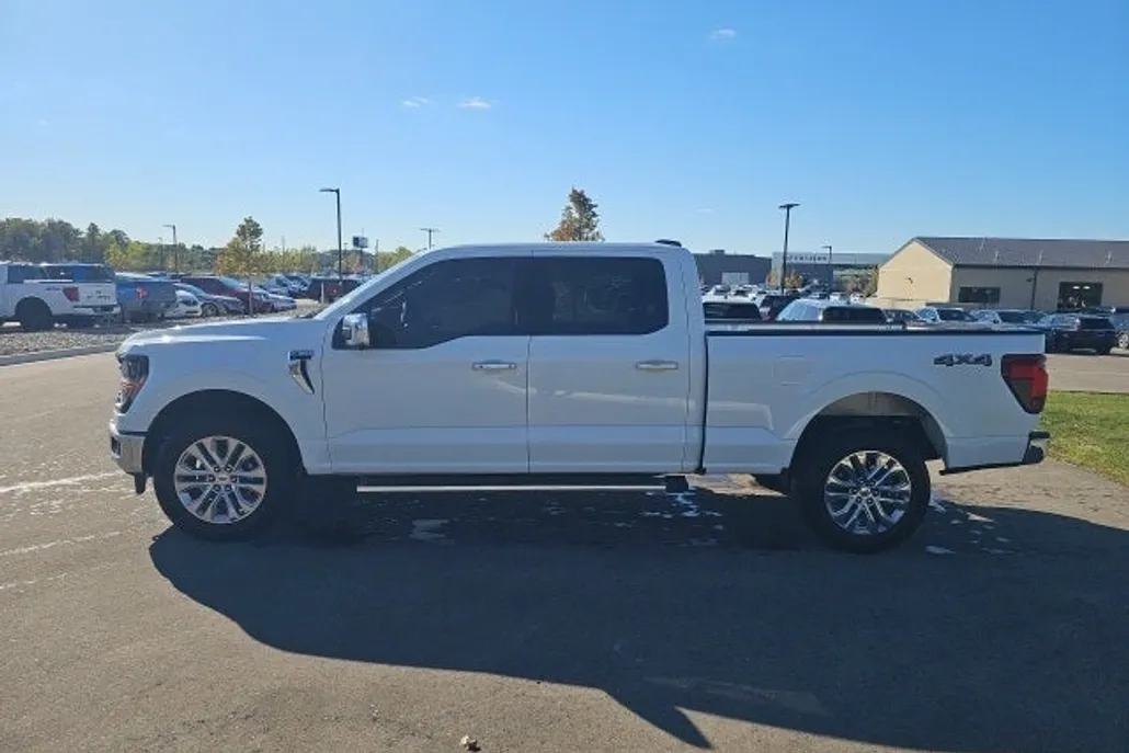 2024 Ford F-150 XLT photo 1