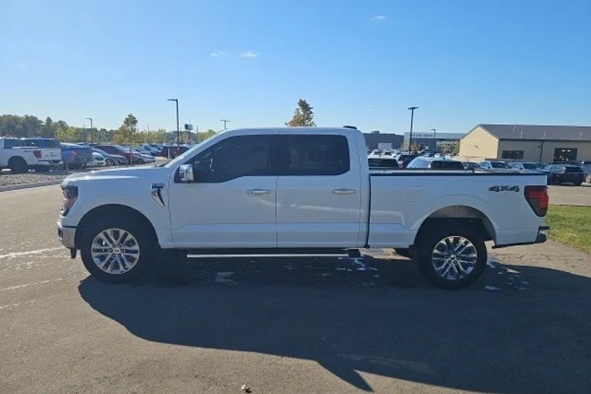 2024 Ford F-150 XLT photo 1